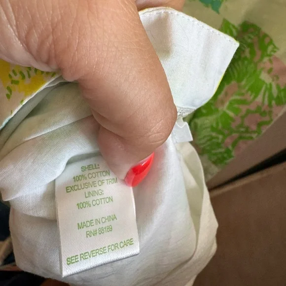 Lilly Pulitzer Shift 8 - Picture 6 of 7